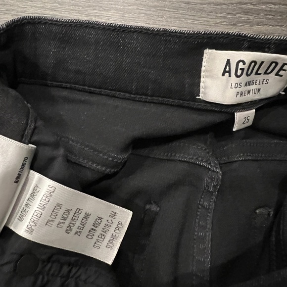 Agolde size 25 distressed Sophie crop in faded black - Picture 3 of 3